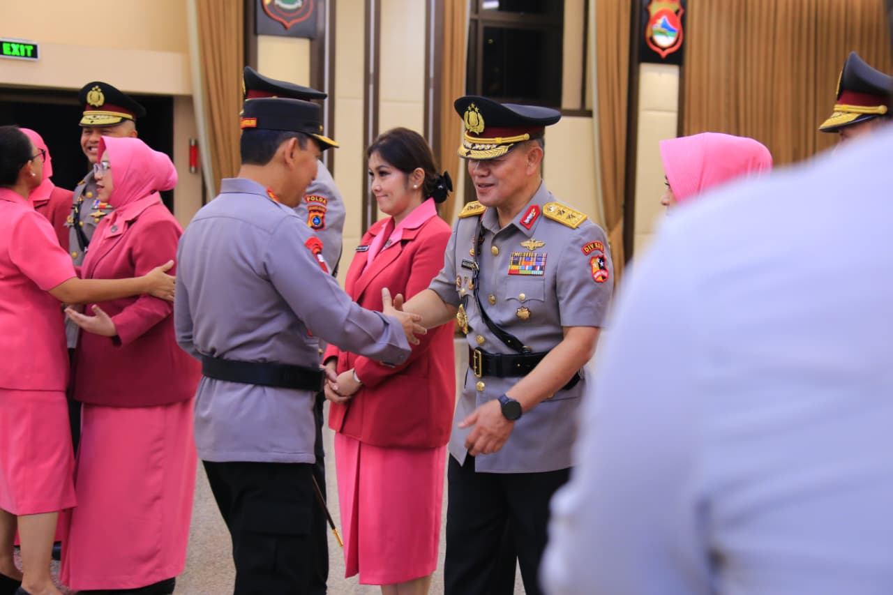 Kapolri Pimpin Sertijab Sejumlah Pejabat Tinggi Polri, Tegaskan Komitmen Penguatan Kinerja dan Regenerasi Kepemimpinan