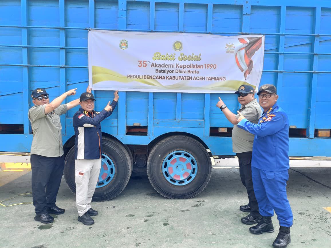 Batalyon Dhira Brata Akpol 1990 Salurkan Bantuan Besar untuk Korban Banjir Bandang dan Longsor di Aceh Tamiang