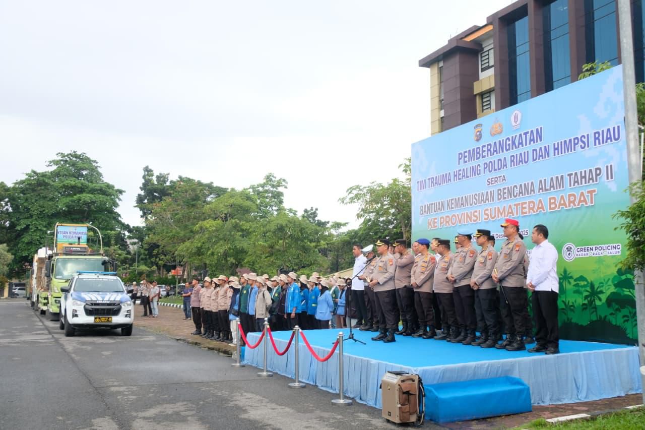 Bantuan Tahap II, Polda Riau Berangkatkan Tim Trauma Healing, Logistik dan Alat Berat ke Agam Sumatera Barat