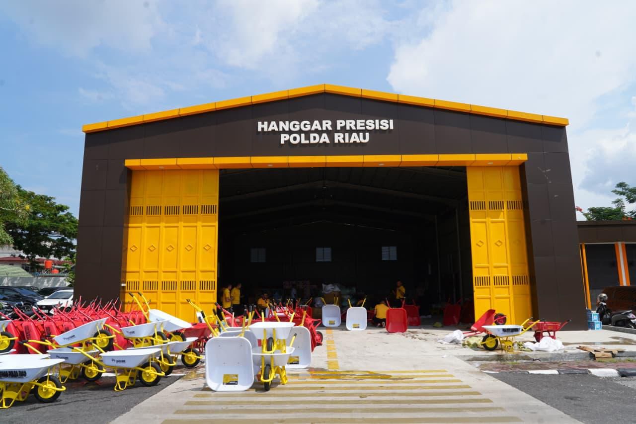 Polda Riau Kirim 3.459 Peralatan Kerja ke Aceh dan Sumbar untuk Percepatan Pemulihan Pascabencana