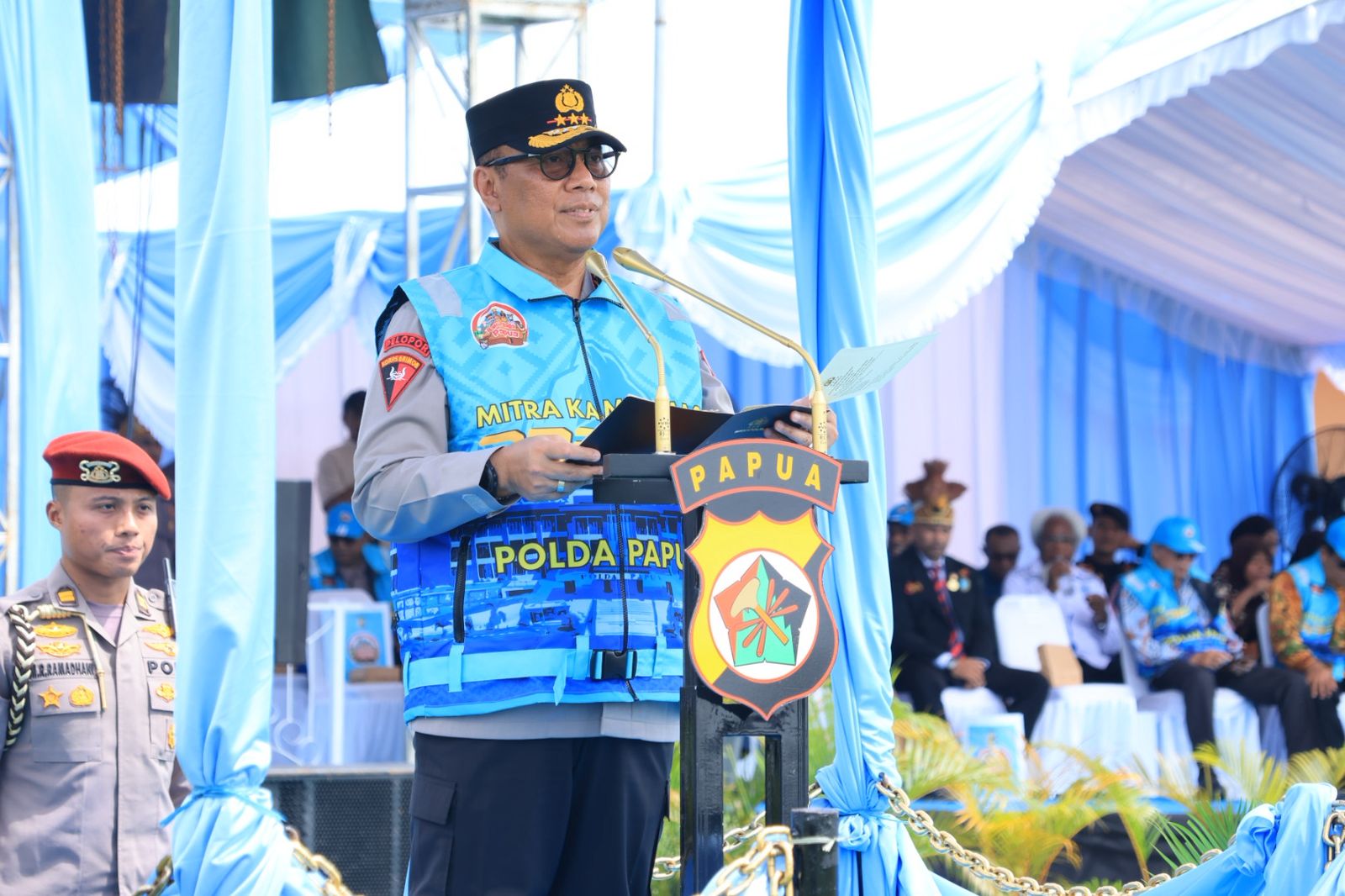 Wakapolri Apresiasi Sinergi Ribuan Mitra Kamtibmas dalam Apel Mitra Kamtibmas Presisi di Polda Papua