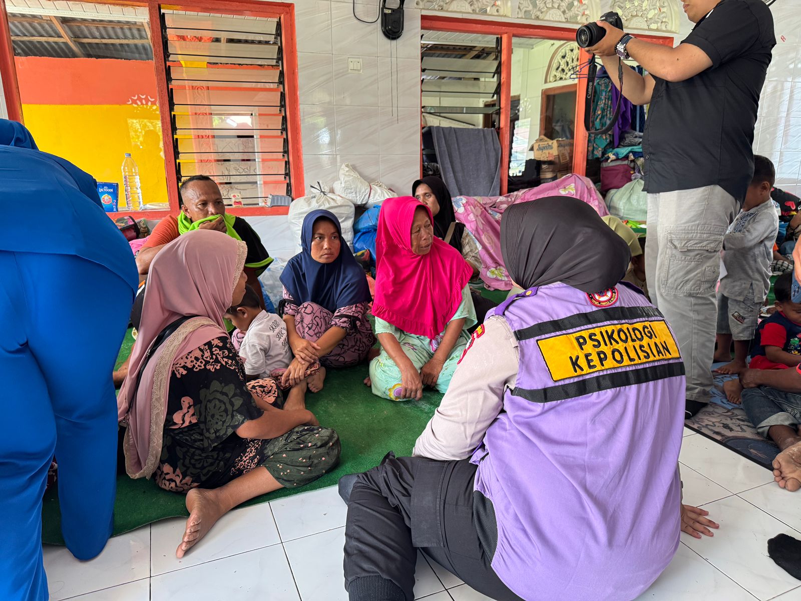 Polri Berikan Pendampingan Psikologis bagi Penyintas dan Personel di Sumbar