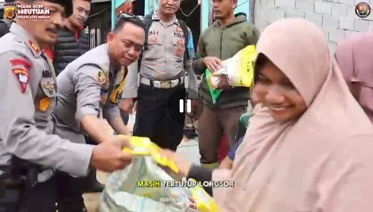 Kapolres Aceh Tengah Salurkan Bantuan Sembako untuk Korban Bencana Alam di Kecamatan Bintang